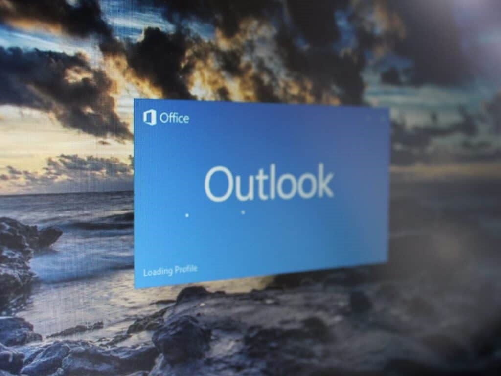 Gestionar el vostre correu: consulteu aquestes pràctiques recomanades per enviar correus electrònics amb Outlook a Windows 10