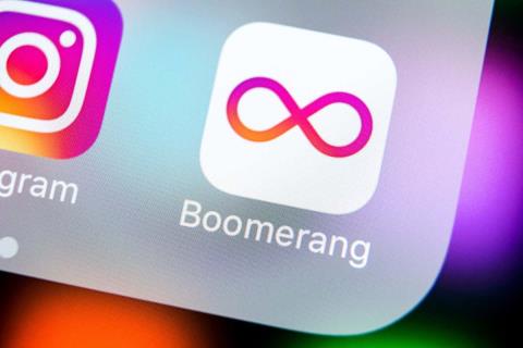 Hvordan gjøre en eksisterende video til en boomerang