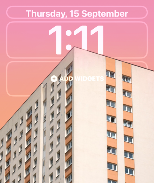 Sådan sætter du tid bag tapet i iOS 16