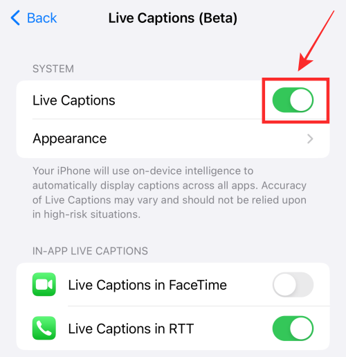 Az élő feliratok engedélyezése vagy letiltása a FaceTime alkalmazásban iOS 16 rendszeren