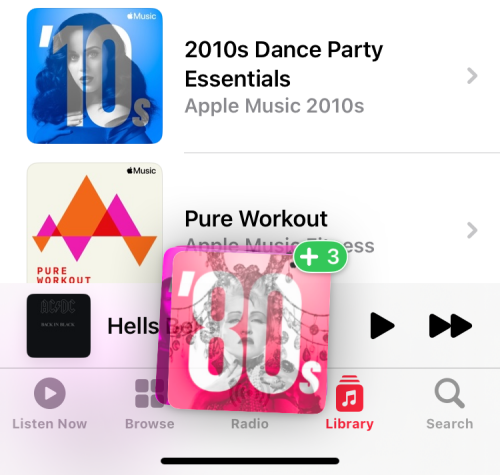 Jak okamžitě přidat skladby do dalšího přehrávání v Apple Music na iPhone