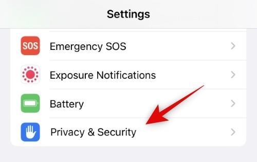 Jak zakázat SOS na iPhone na iOS 16 nebo iPhone 14 (nebo starších zařízeních)