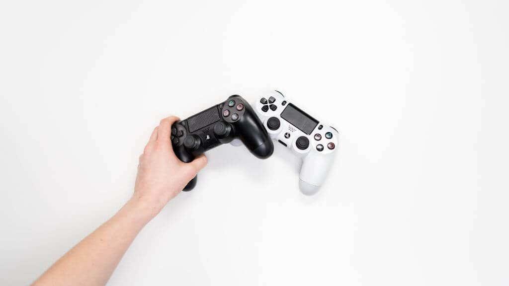 PS4 DualShock-kontrollern laddas inte?  10 sätt att fixa