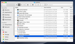 Widgetien lisääminen Mac-työpöydälle