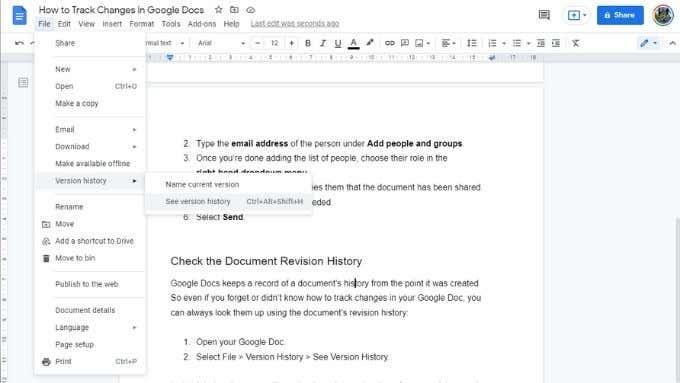 Com fer el seguiment dels canvis a Google Docs