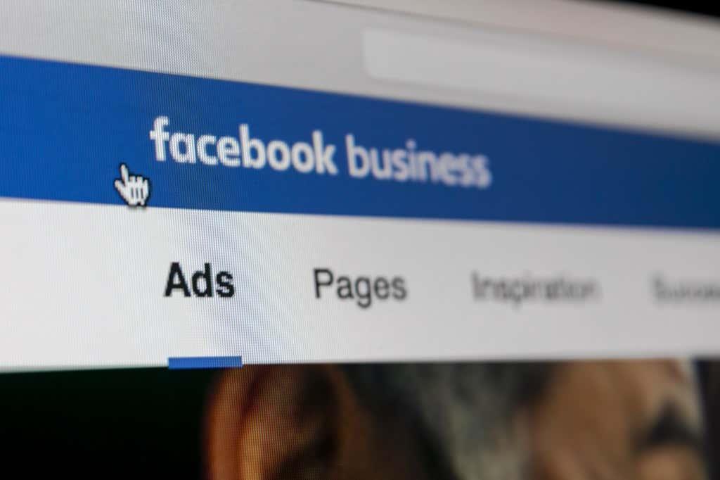 8 τρόποι για να αυξήσετε το κοινό της σελίδας σας στο Facebook