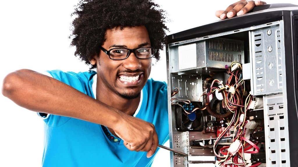 8 alternatives més barates a Geek Squad per arreglar el vostre ordinador