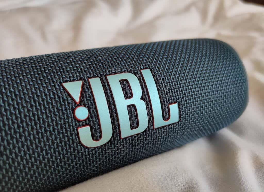 Val la pena comprar el JBL Flip 6?