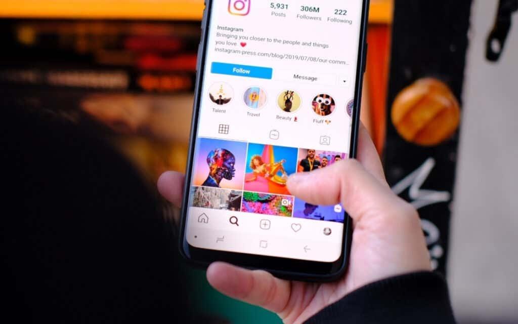 Sådan tilføjer du klistermærker, links og mere til dine Instagram-historier