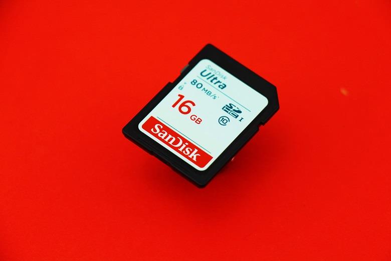 Kaip pašalinti rašymo apsaugą iš „Micro SD“ ir atminties kortelės