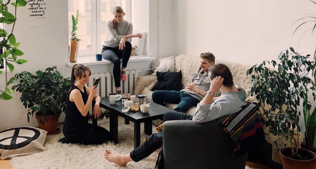 Topp 11 lagspill å spille over Zoom med venner og familie