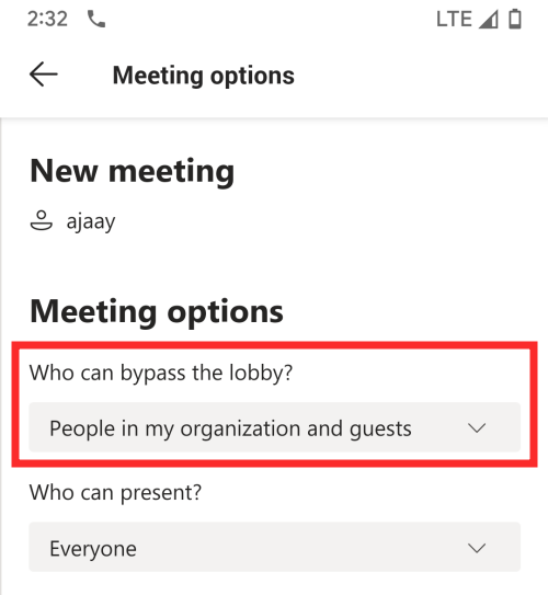 Ako umožniť ľuďom obísť lobby v Microsoft Teams
